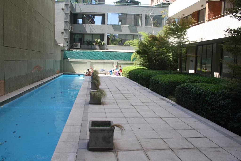 Providencia Suite Diego De Velasquez Santiago del Cile Esterno foto
