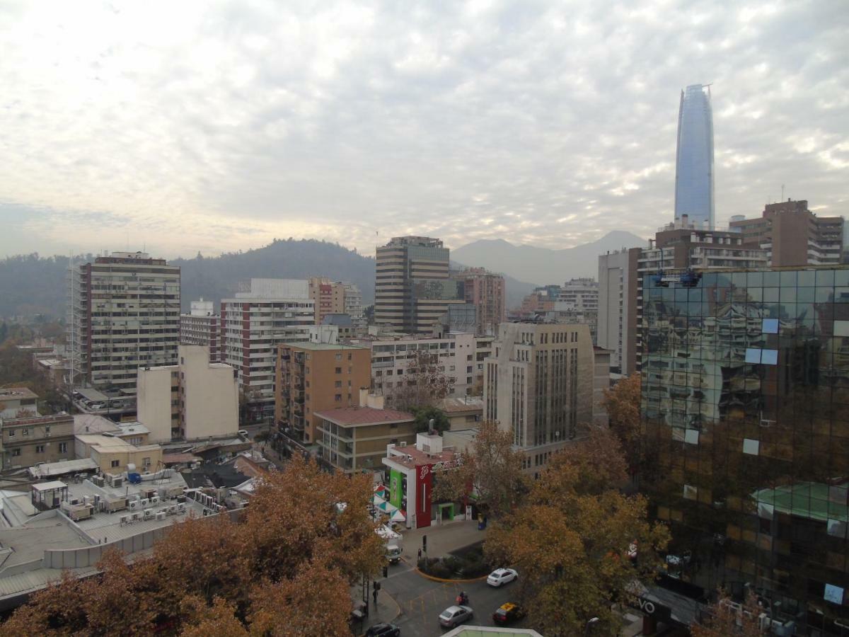 Providencia Suite Diego De Velasquez Santiago del Cile Esterno foto